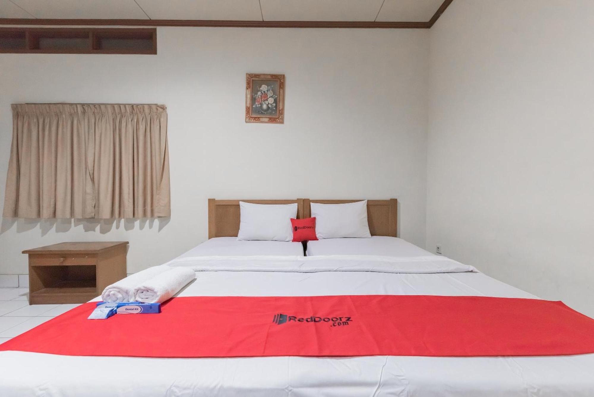 Reddoorz Plus At Hotel Griya Astoeti Bogor Eksteriør billede